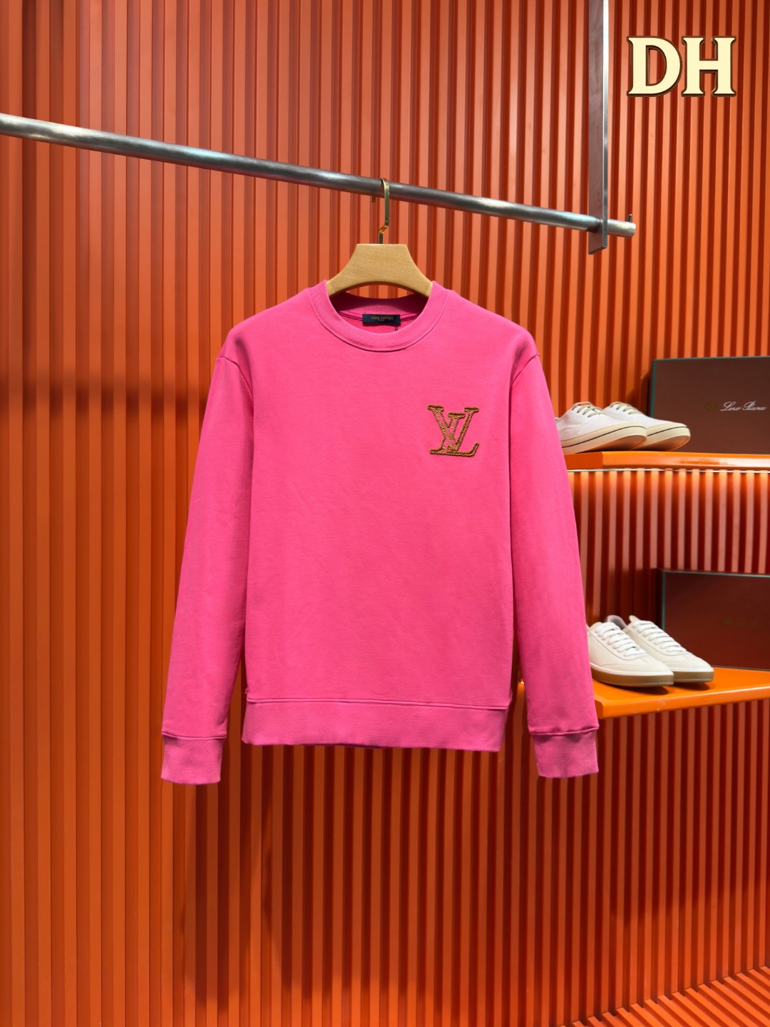 Cheap Louis Vuitton Hoodies for Men in 218841, $50 USD- [IB218841] - Replica Louis Vuitton Hoodies for Men