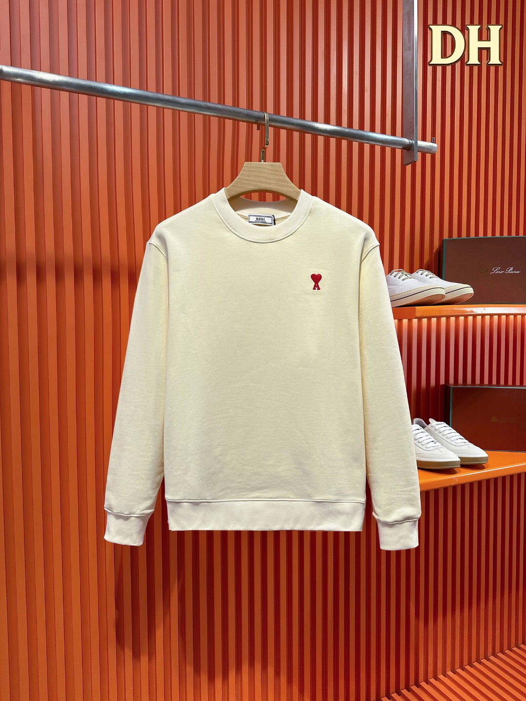 Cheap Louis Vuitton Hoodies for Men in 218847, $50 USD- [IB218847] - Replica Louis Vuitton Hoodies for Men