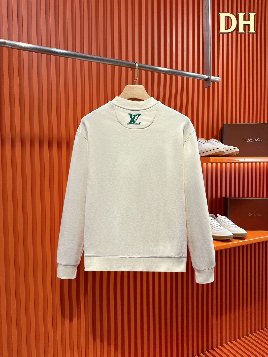 Cheap Louis Vuitton Hoodies for Men in 218849, $50 USD- [IB218849] - Replica Louis Vuitton Hoodies for Men