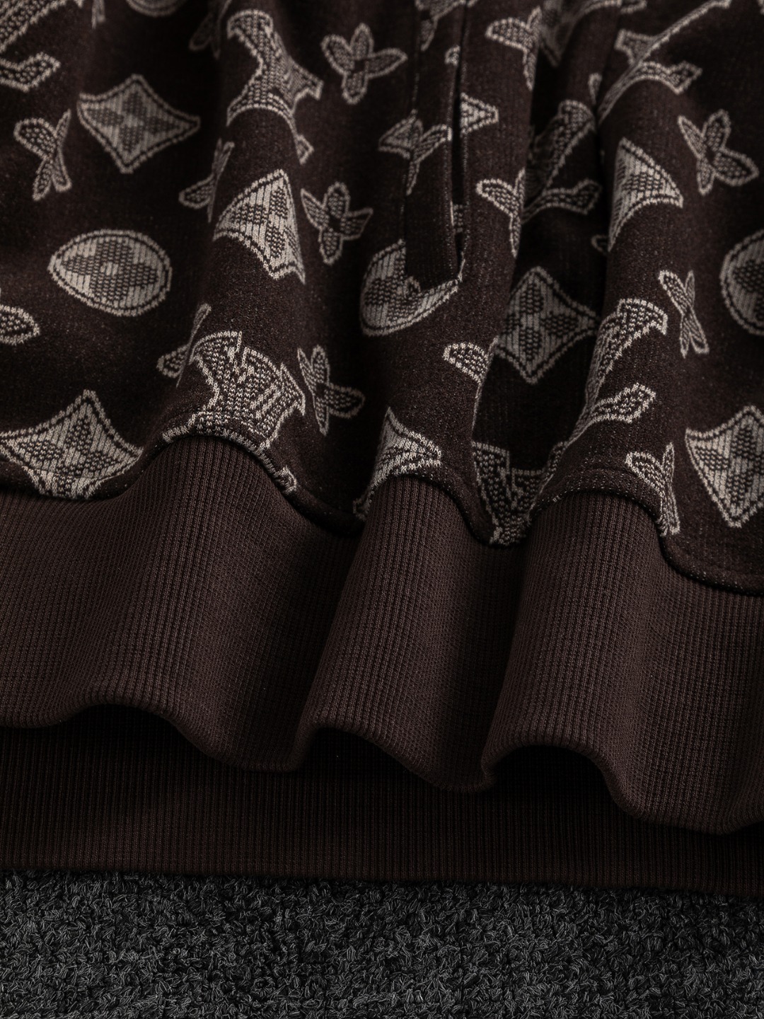 Cheap Louis Vuitton Hoodies for Men in 218852, $65 USD- [IB218852] - Replica Louis Vuitton Hoodies for Men