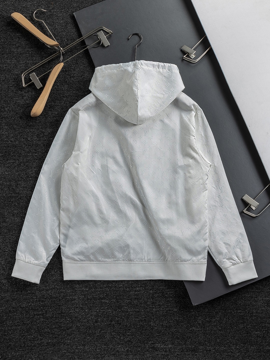Cheap Louis Vuitton Thin Jackets For Men in 218857, $75 USD- [IB218857] - Replica Louis Vuitton Thin Jackets For Men