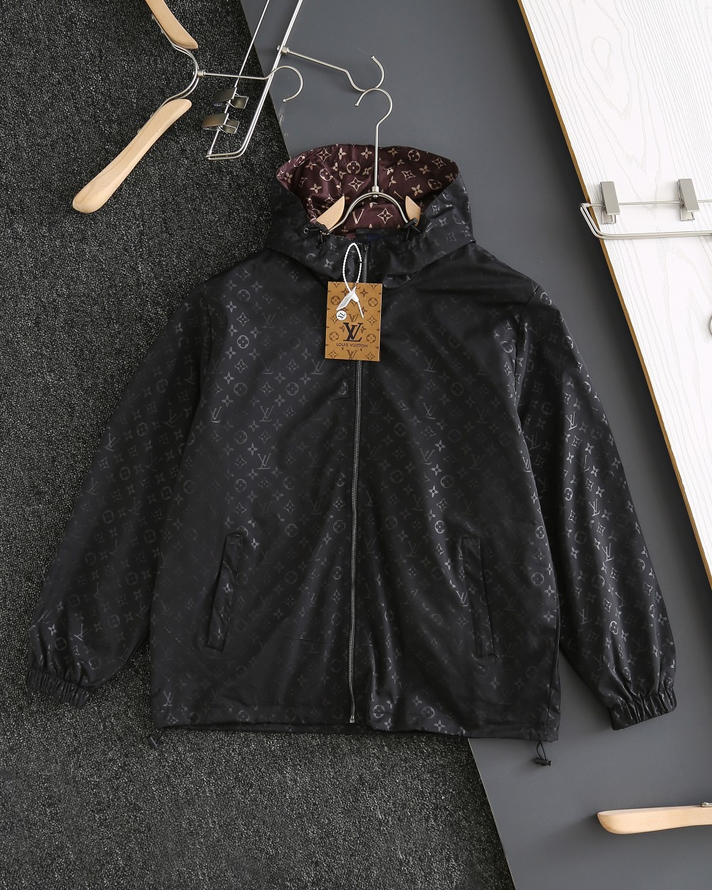 Cheap Louis Vuitton Thin Jackets For Men in 218863, $60 USD- [IB218863] - Replica Louis Vuitton Thin Jackets For Men