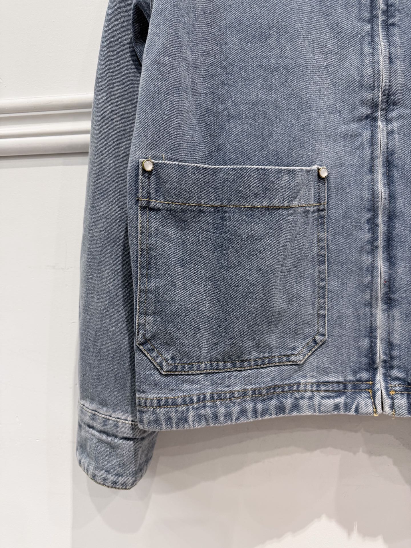 Cheap Louis Vuitton Thin Jackets For Men in 218868, $50 USD- [IB218868] - Replica Louis Vuitton Thin Jackets For Men