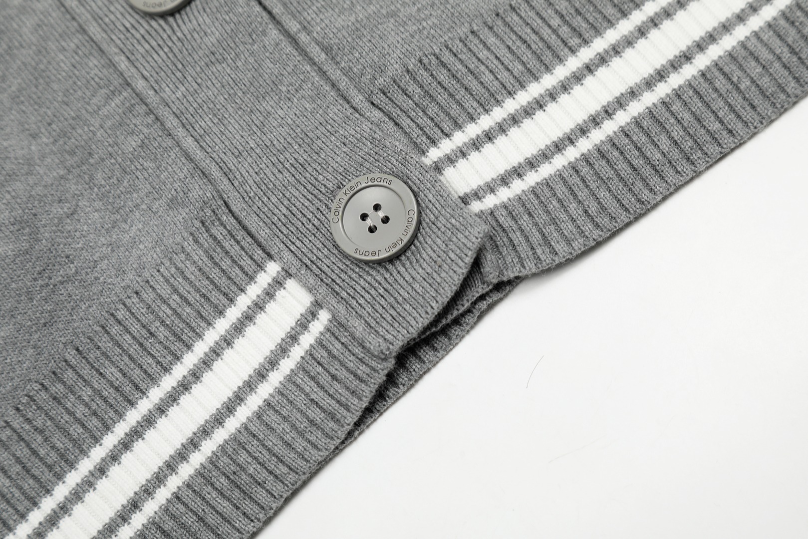 Cheap Louis Vuitton  Sweaters for Men in 218884, $60 USD- [IB218884] - Replica Louis Vuitton  Sweaters for Men