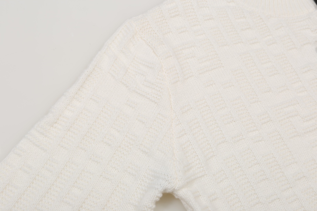 Cheap Fendi Sweaters in 218909, $45 USD- [IB218909] - Replica Fendi Sweaters