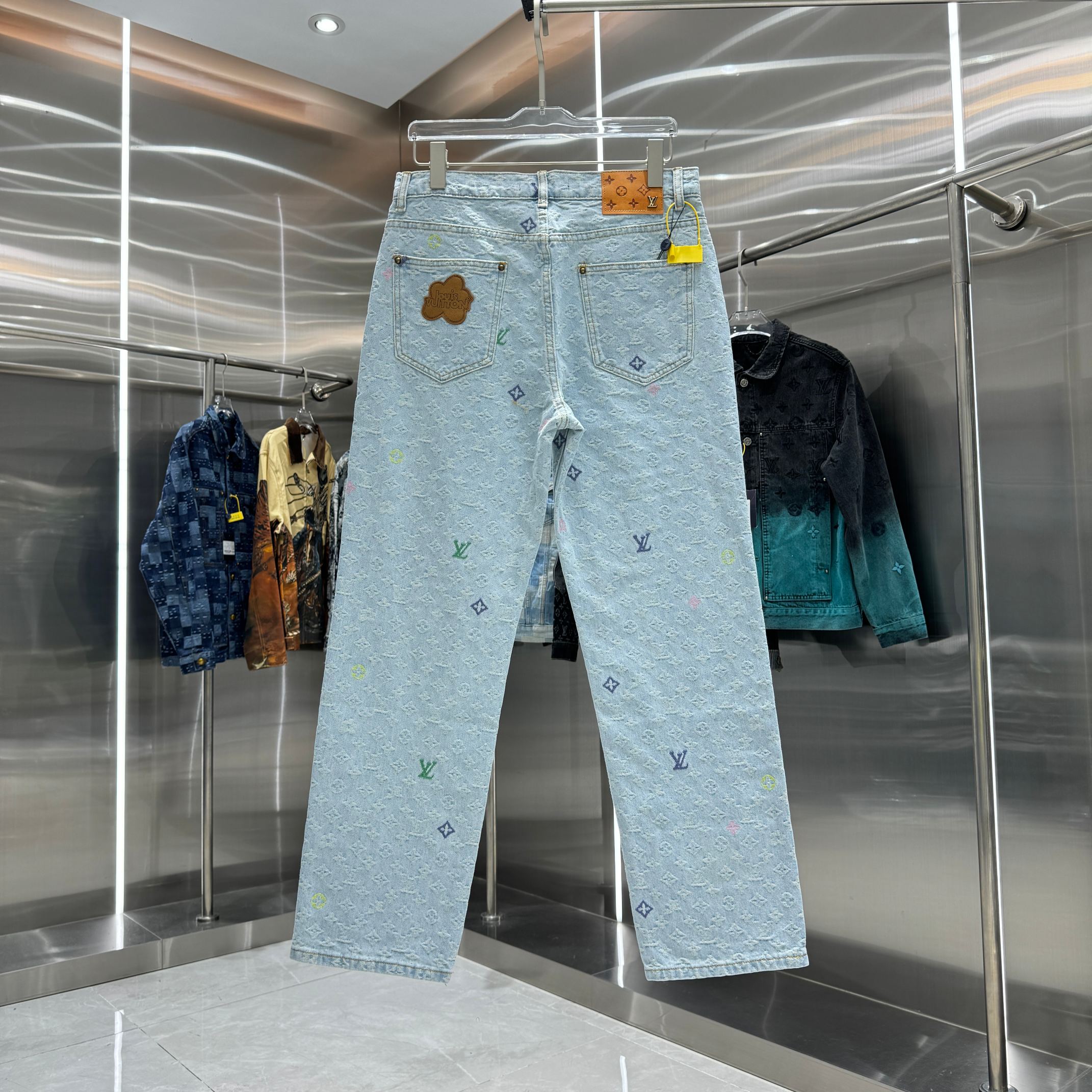 Cheap Louis Vuitton Jeans for Men in 218931, $60 USD- [IB218931] - Replica Louis Vuitton Jeans for Men