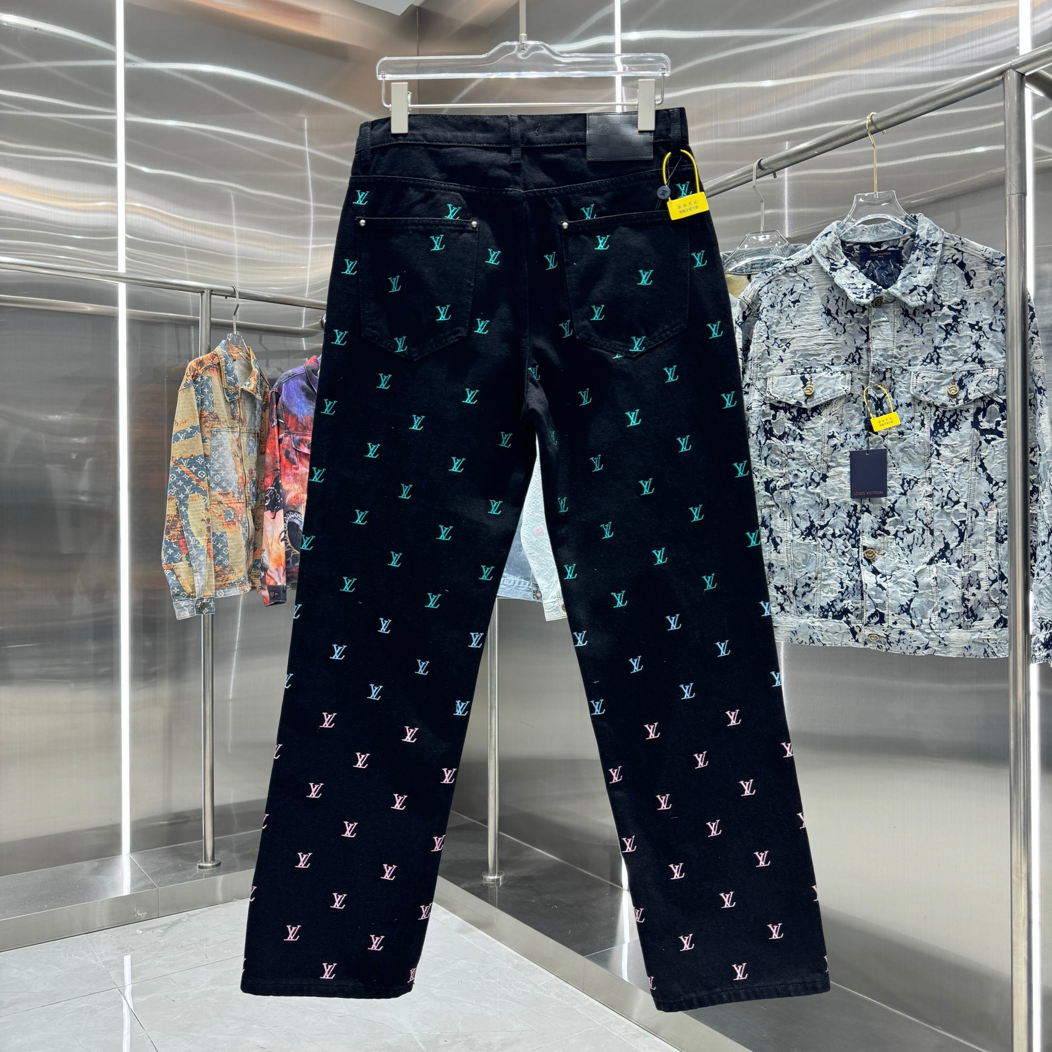 Cheap Louis Vuitton Jeans for Men in 218934, $65 USD- [IB218934] - Replica Louis Vuitton Jeans for Men