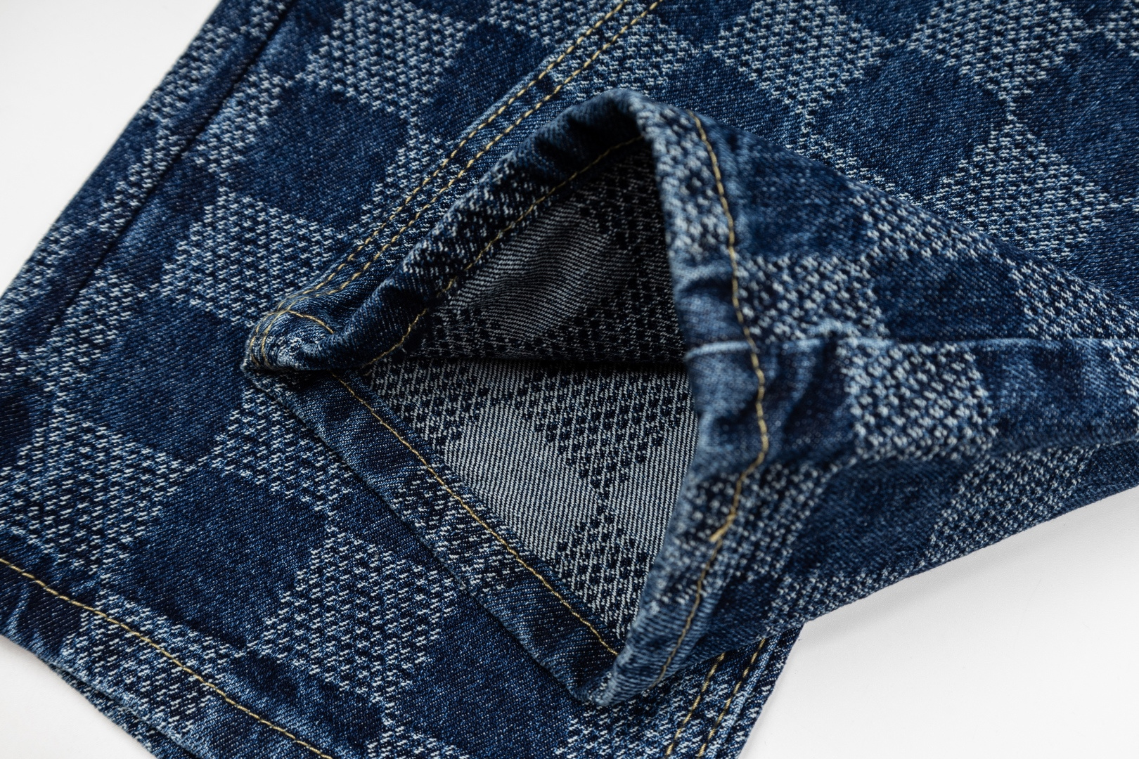 Cheap Louis Vuitton Jeans for Men in 218936, $70 USD- [IB218936] - Replica Louis Vuitton Jeans for Men