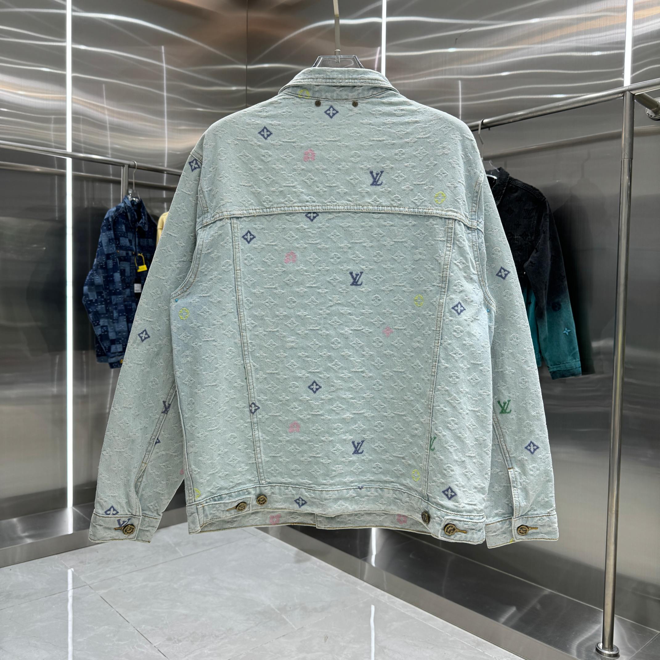 Cheap Louis Vuitton Thin Jackets For Men in 218939, $60 USD- [IB218939] - Replica Louis Vuitton Thin Jackets For Men