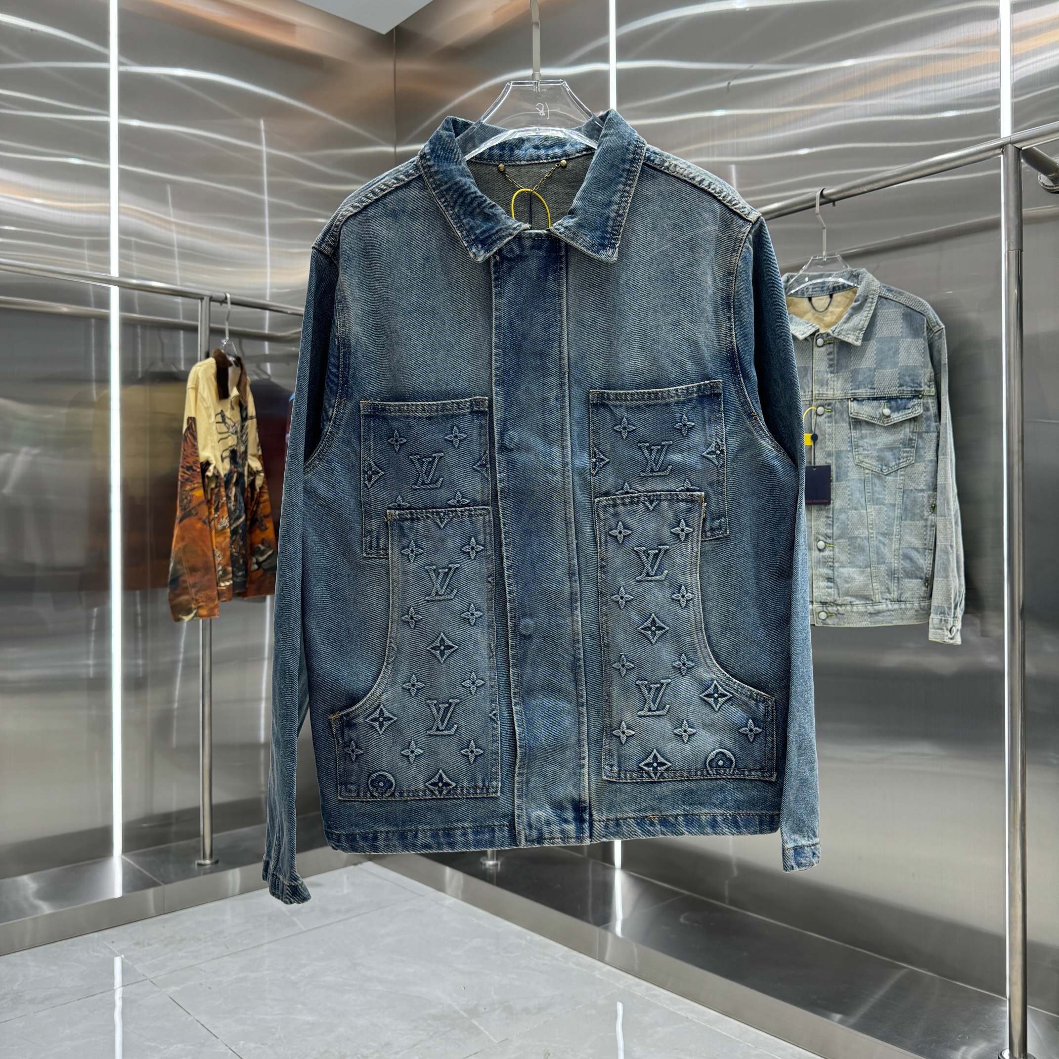 Cheap Louis Vuitton Thin Jackets For Men in 218941, $65 USD- [IB218941] - Replica Louis Vuitton Thin Jackets For Men