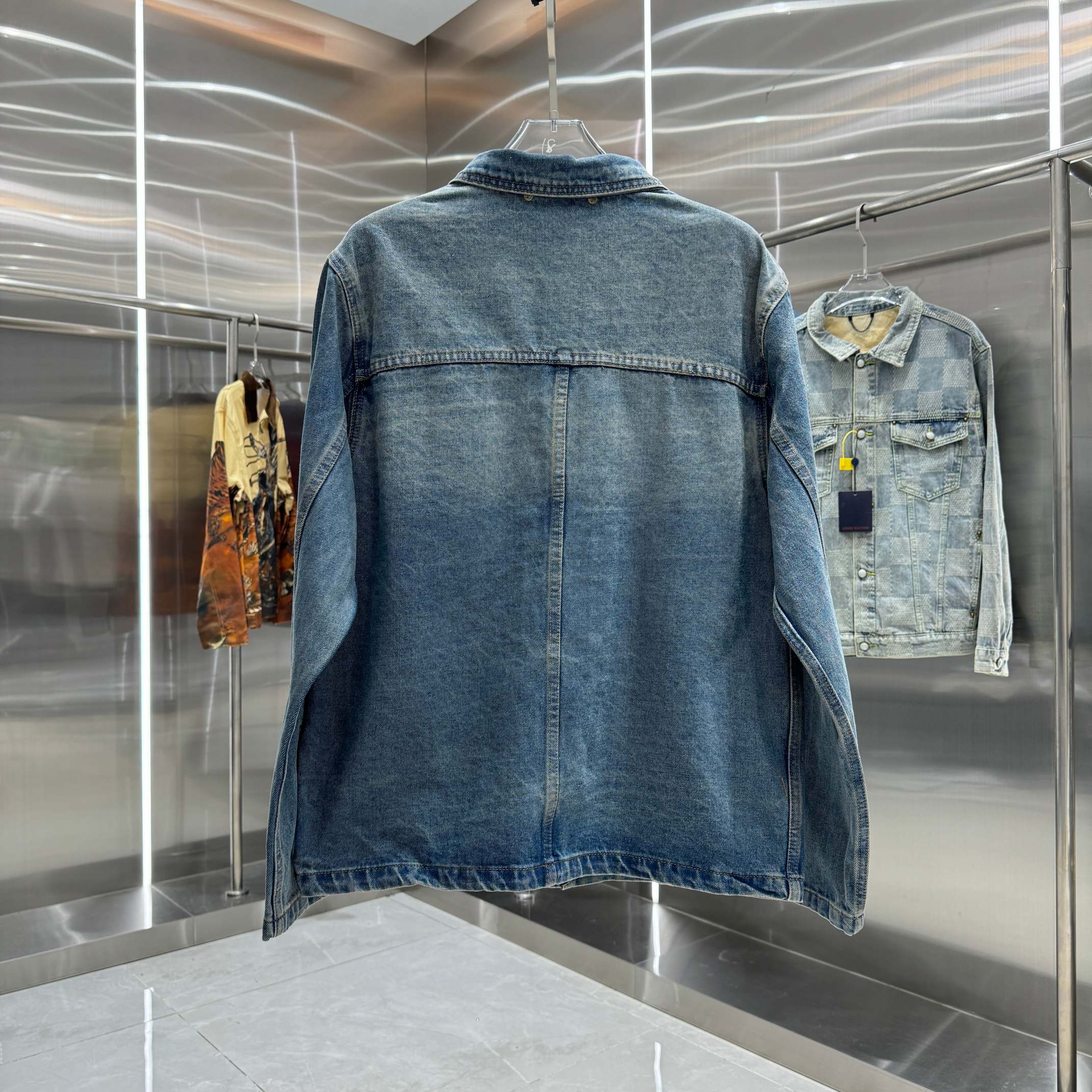 Cheap Louis Vuitton Thin Jackets For Men in 218941, $65 USD- [IB218941] - Replica Louis Vuitton Thin Jackets For Men