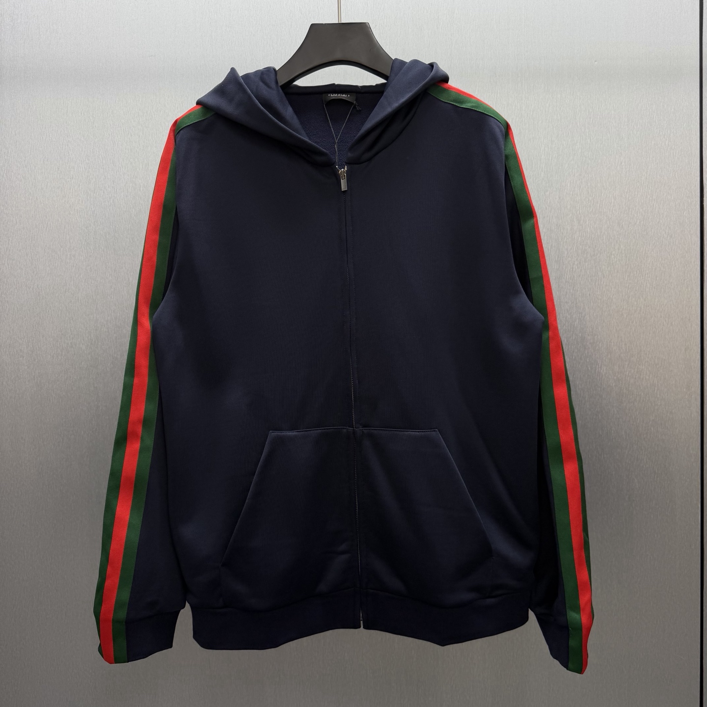 Cheap Gucci Thin Jackets For Men in 218971, $105 USD- [IB218971] - Replica Gucci Thin Jackets For Men