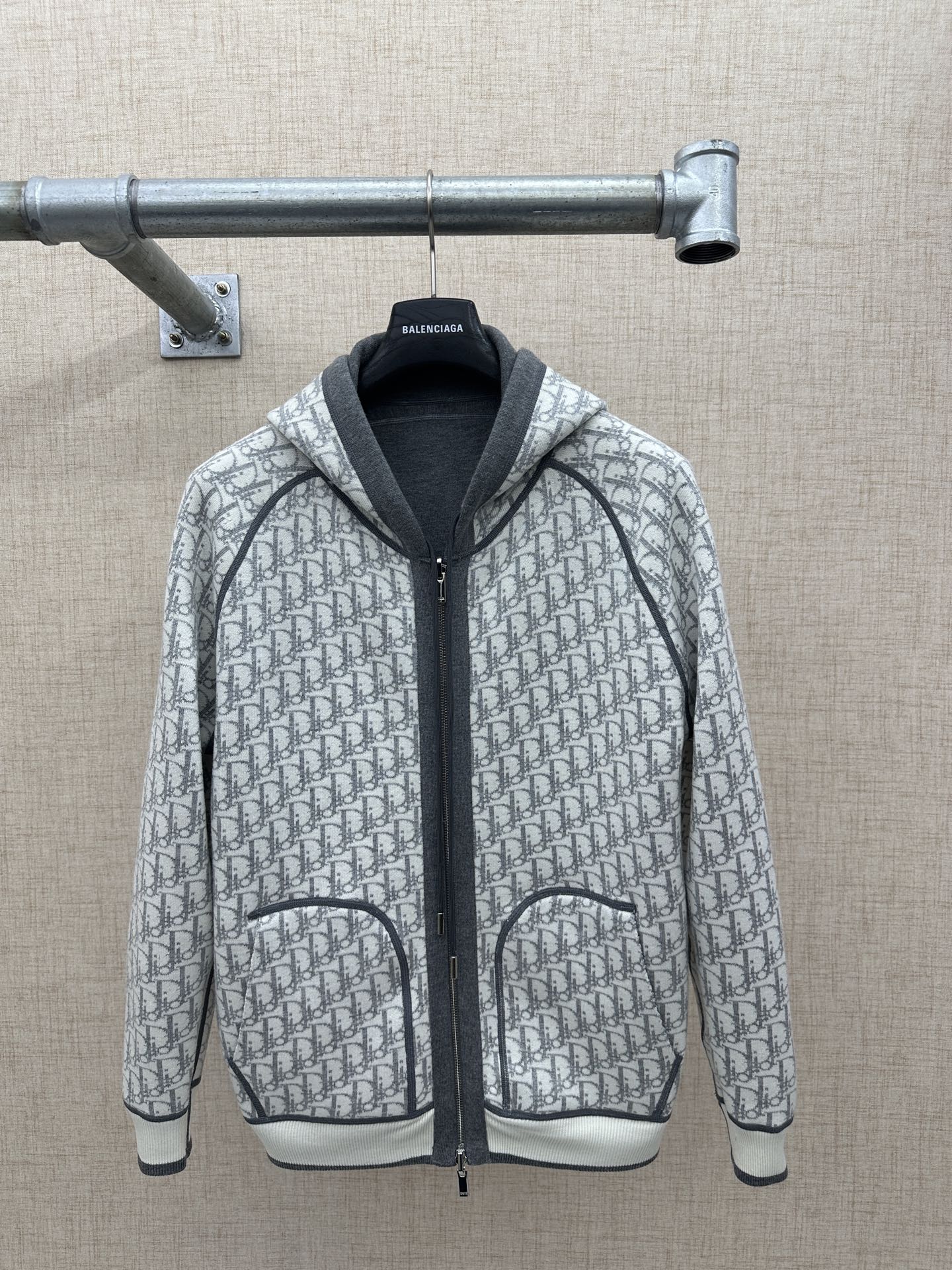 Cheap Dior Hoodies for Men in 219113, $65 USD- [IB219113] - Replica Dior Hoodies for Men