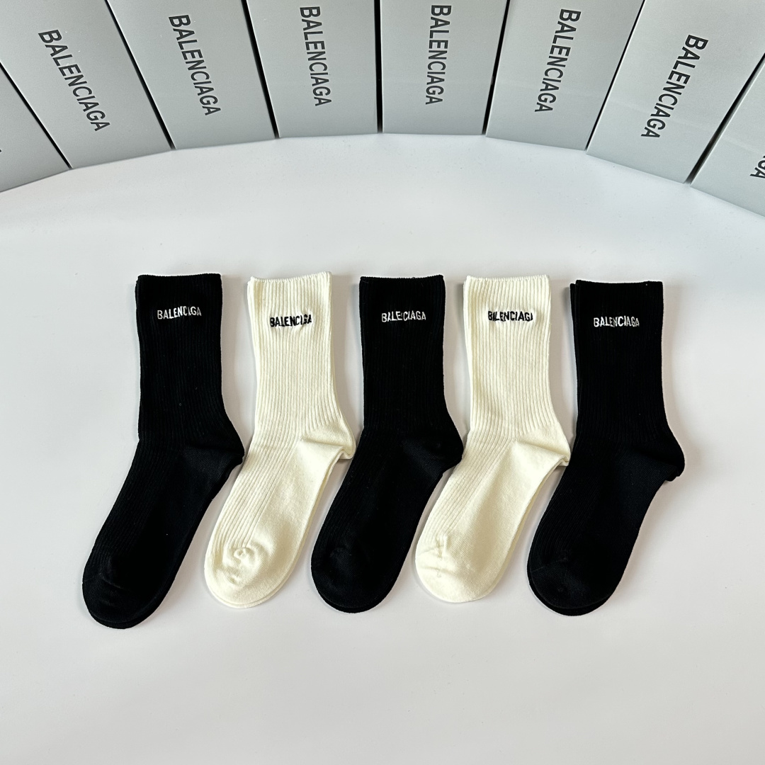 Cheap Balenciaga Socks in 219230, $30 USD- [IB219230] - Replica Balenciaga Socks