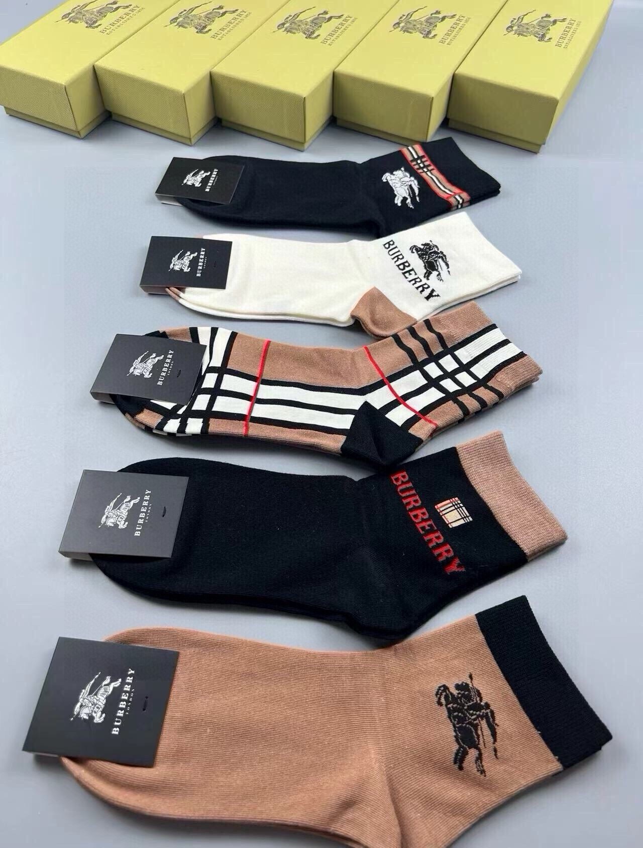 Cheap Burberry Socks in 219253, $30 USD- [IB219253] - Replica Burberry Socks