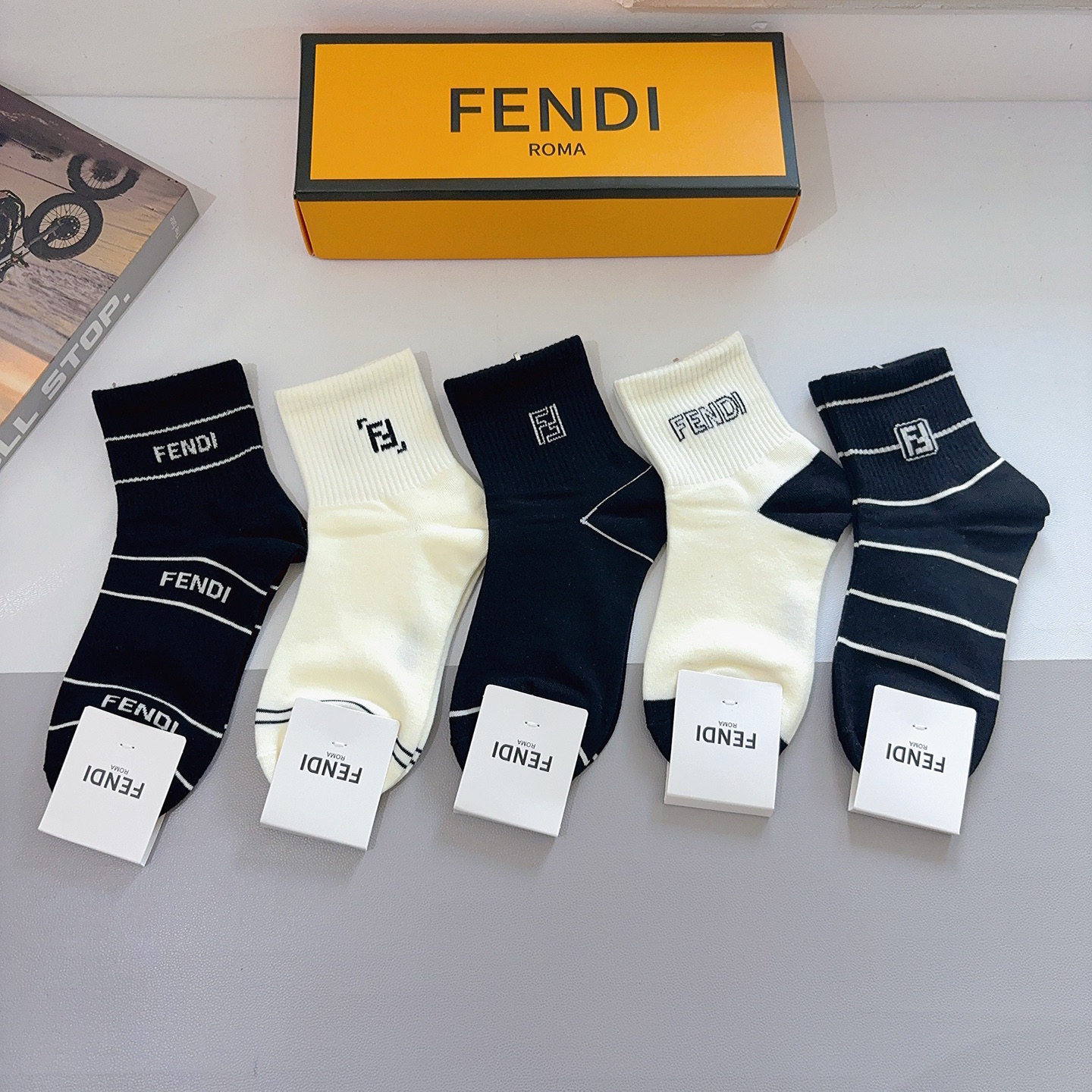 Cheap Fendi Socks in 219327, $35 USD- [IB219327] - Replica Fendi Socks