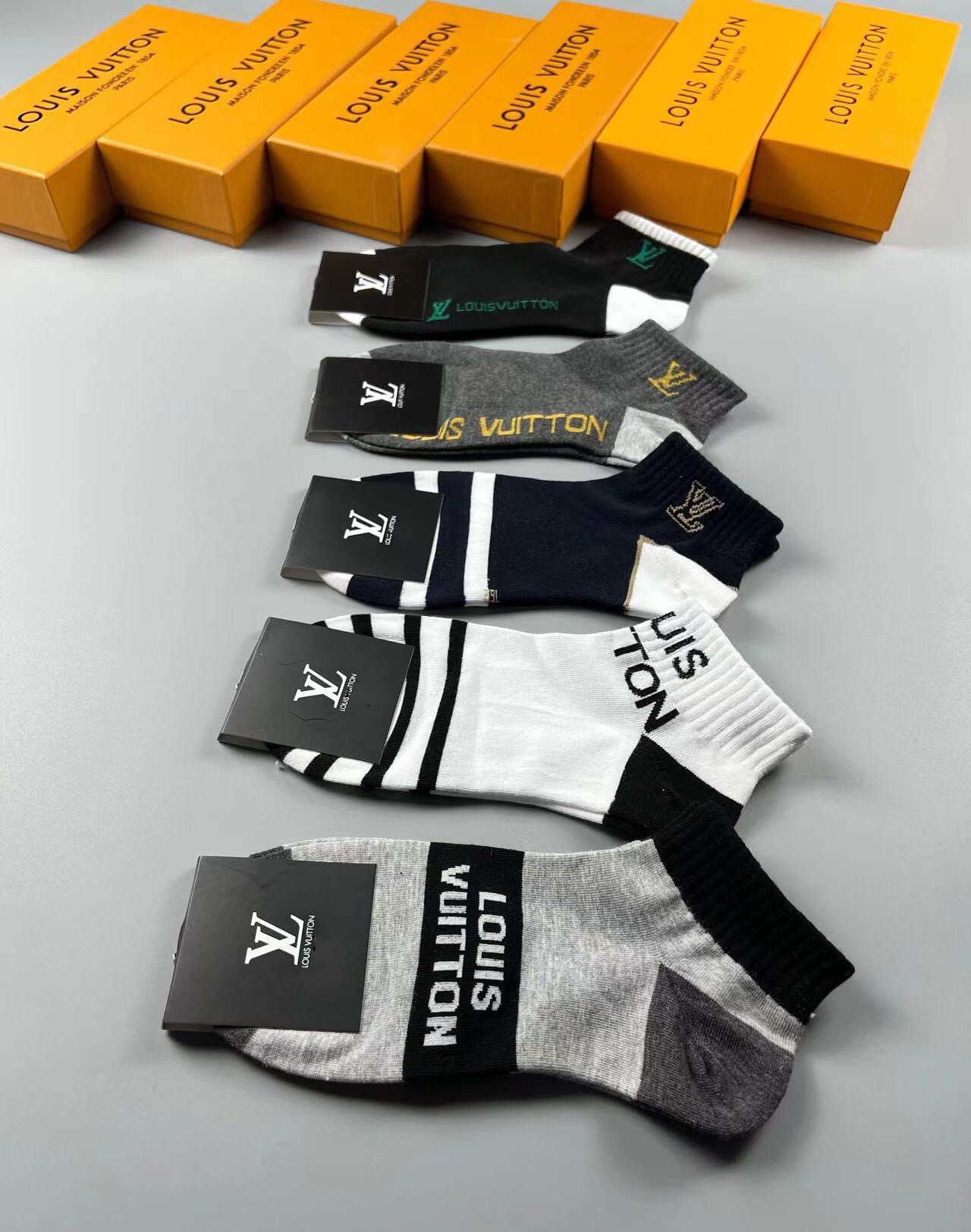 Cheap Louis Vuitton Socks in 219385, $35 USD- [IB219385] - Replica Louis Vuitton Socks
