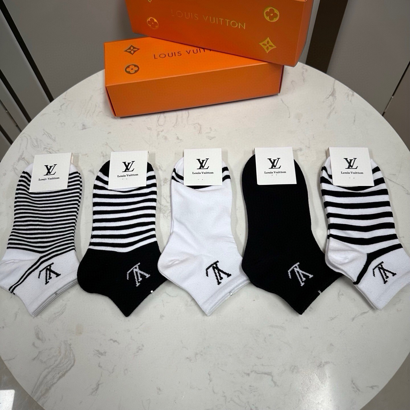 Cheap Louis Vuitton Socks in 219386, $35 USD- [IB219386] - Replica Louis Vuitton Socks