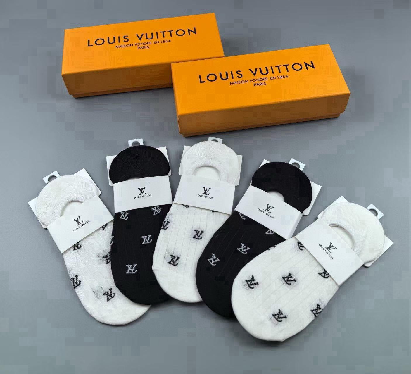Cheap Louis Vuitton Socks in 219390, $35 USD- [IB219390] - Replica Louis Vuitton Socks