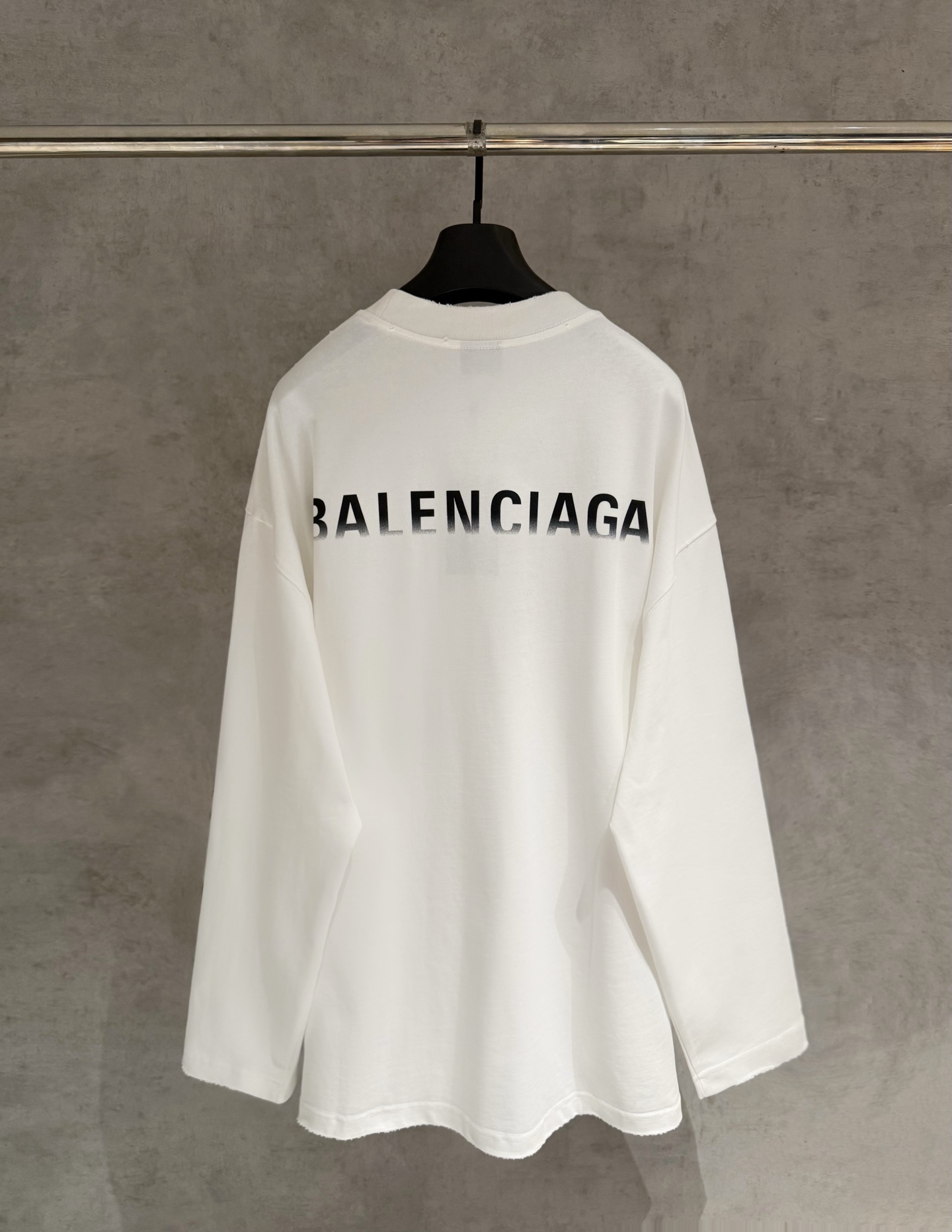 Cheap Balenciaga Long Sleeve T-Shirts in 219439, $45 USD- [IB219439] - Replica Balenciaga Long Sleeve T-Shirts