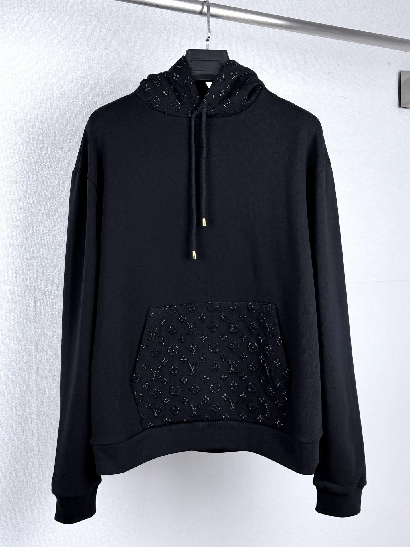 Cheap Louis Vuitton Hoodies for Men in 219955, $65 USD- [IB219955] - Replica Louis Vuitton Hoodies for Men