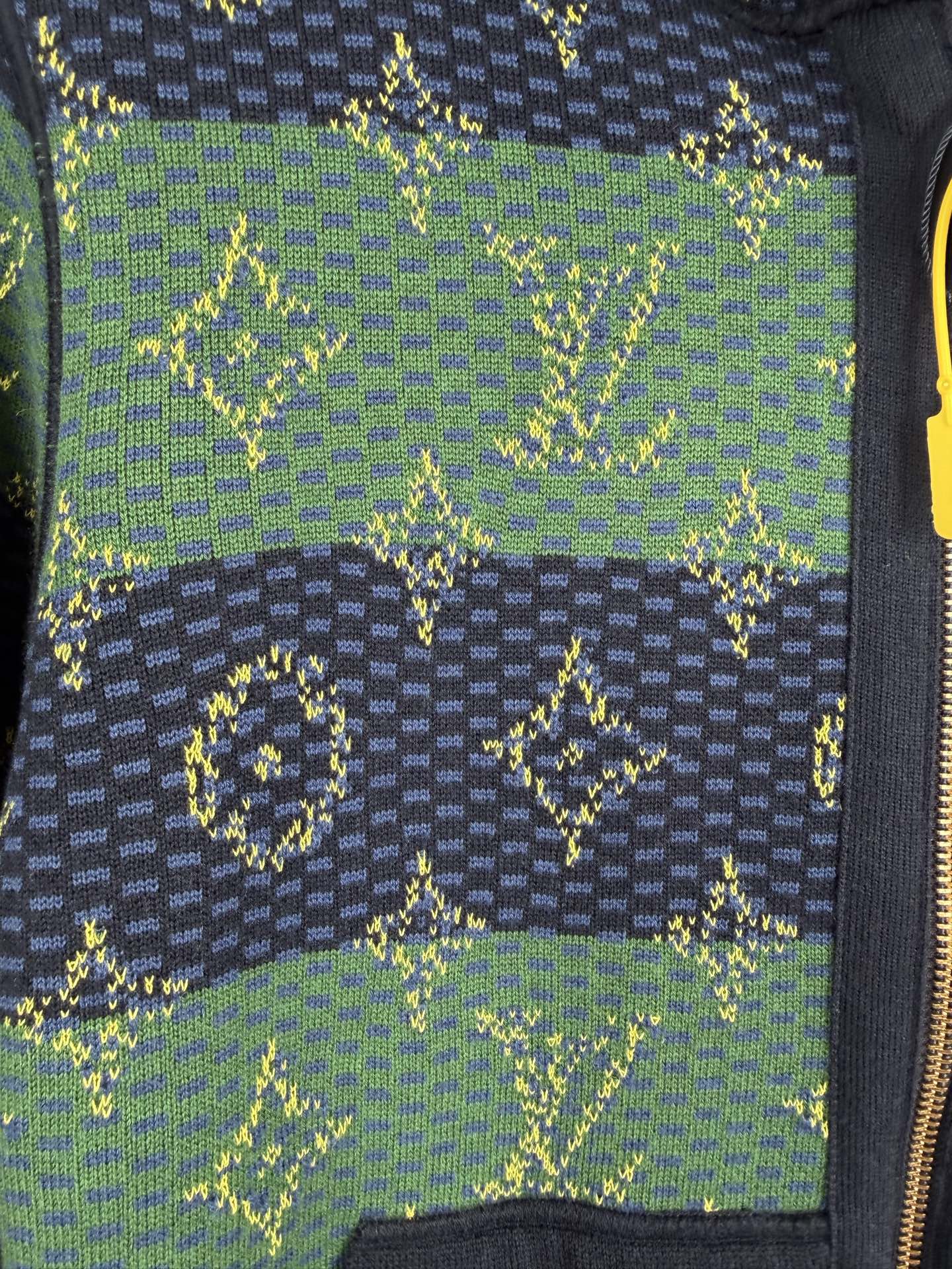 Cheap Louis Vuitton Thin Jackets For Men in 219956, $105 USD- [IB219956] - Replica Louis Vuitton Thin Jackets For Men