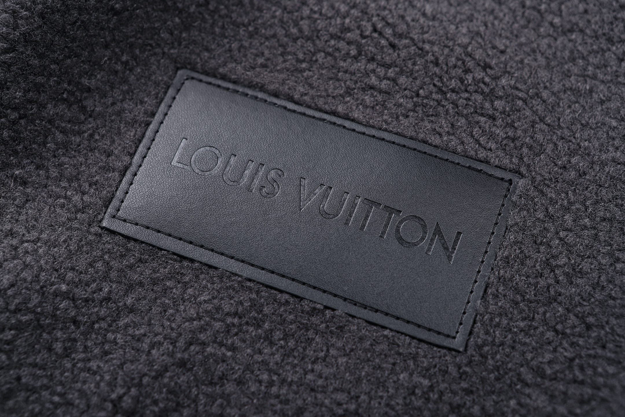 Cheap Louis Vuitton Thin Jackets For Men in 219965, $105 USD- [IB219965] - Replica Louis Vuitton Thin Jackets For Men