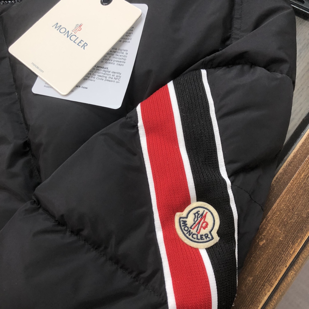 Cheap Moncle Thick Coats For Men in 219985, $150 USD- [IB219985] - Replica Moncle Thick Coats For Men