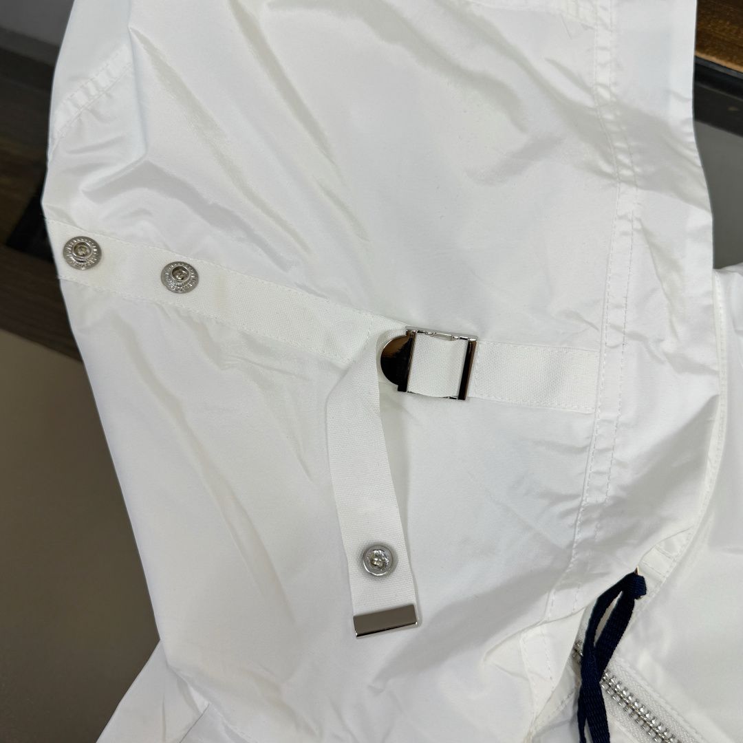 Cheap Moncle Thin Jackets For Men in 219990, $80 USD- [IB219990] - Replica Moncle Thin Jackets For Men