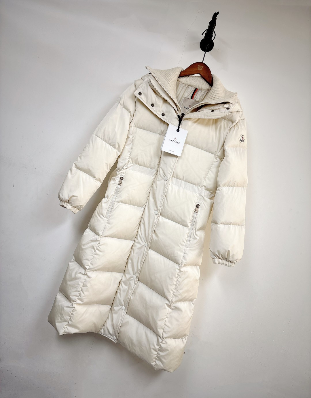 Cheap Moncle Thick Coats For Women in 220046, $165 USD- [IB220046] - Replica Moncle Thick Coats For Women