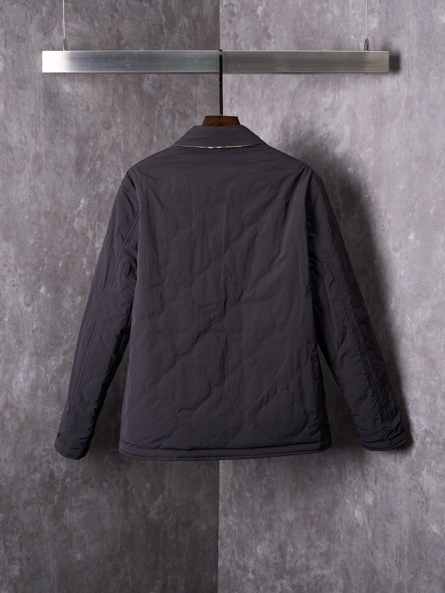 Cheap Burberry Trench Coats For Men in 220079, $125 USD- [IB220079] - Replica Burberry Trench Coats For Men