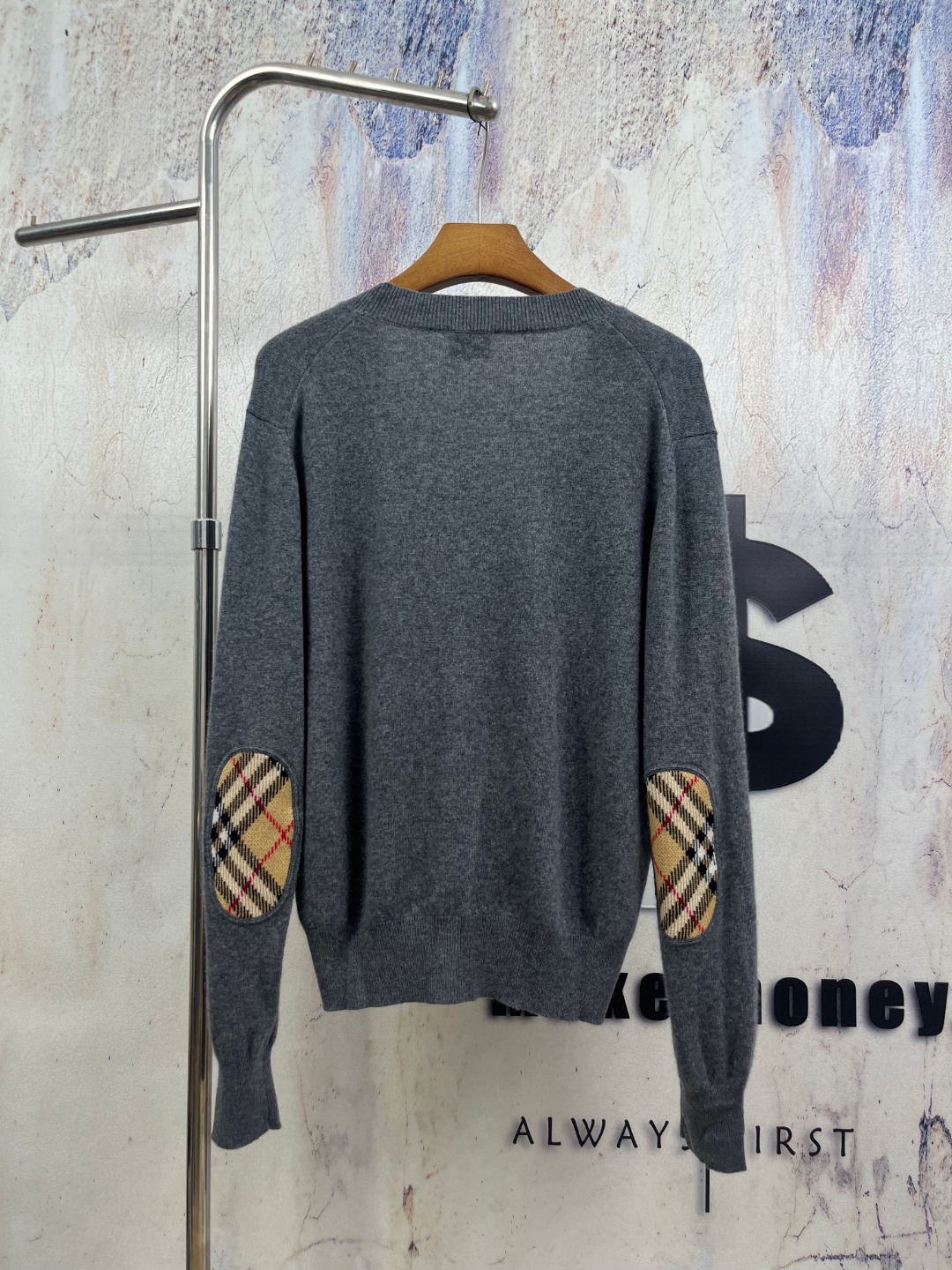 Cheap Burberry Sweaters for Women in 220085, $105 USD- [IB220085] - Replica Burberry Sweaters for Women