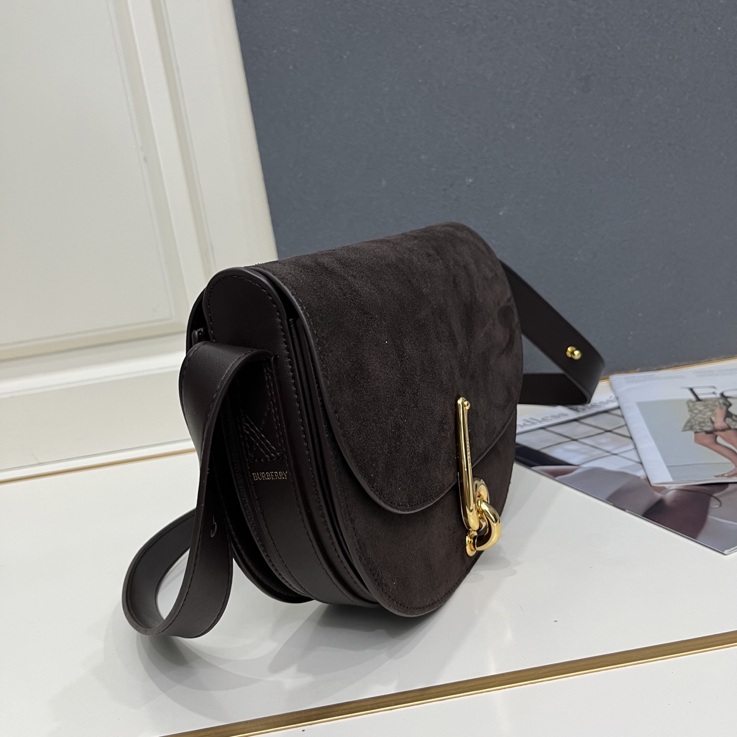 Cheap Burberry AAA+++ Crossbody Bags in 220129, $130 USD- [IB220129] - Replica Burberry AAA+++ Crossbody Bags