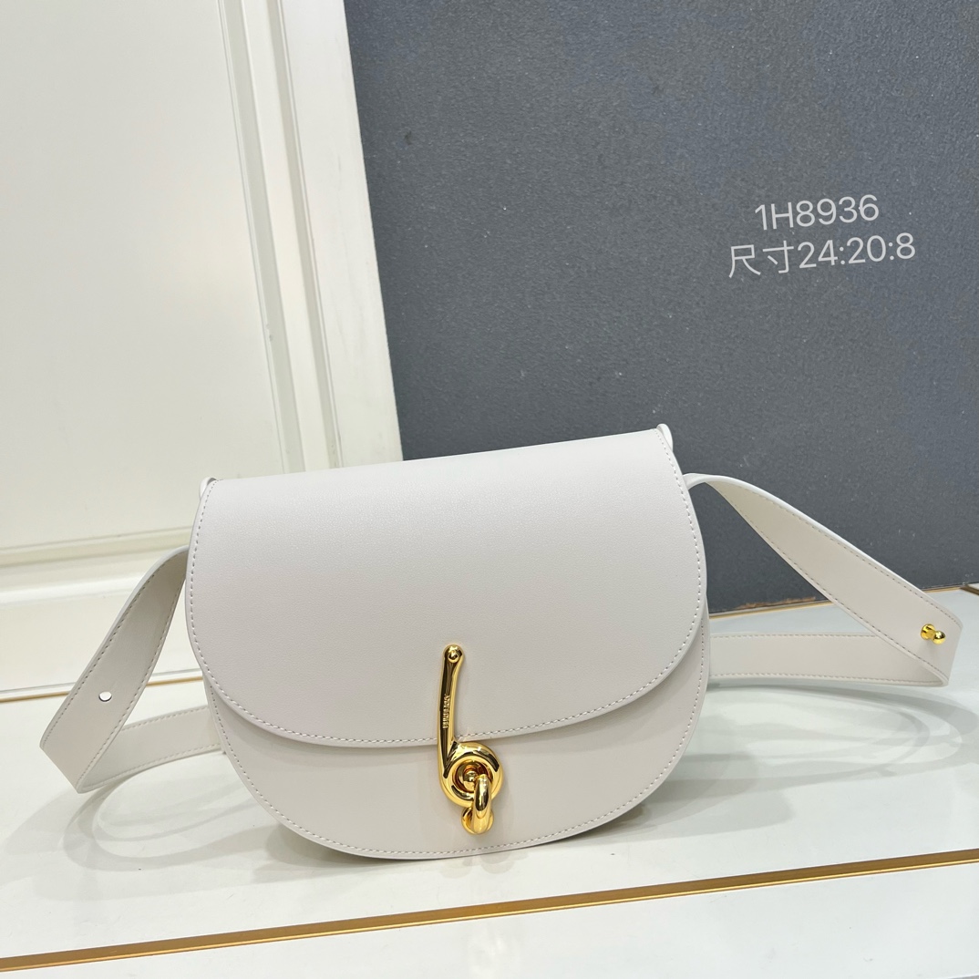 Cheap Burberry AAA+++ Crossbody Bags in 220134, $130 USD- [IB220134] - Replica Burberry AAA+++ Crossbody Bags