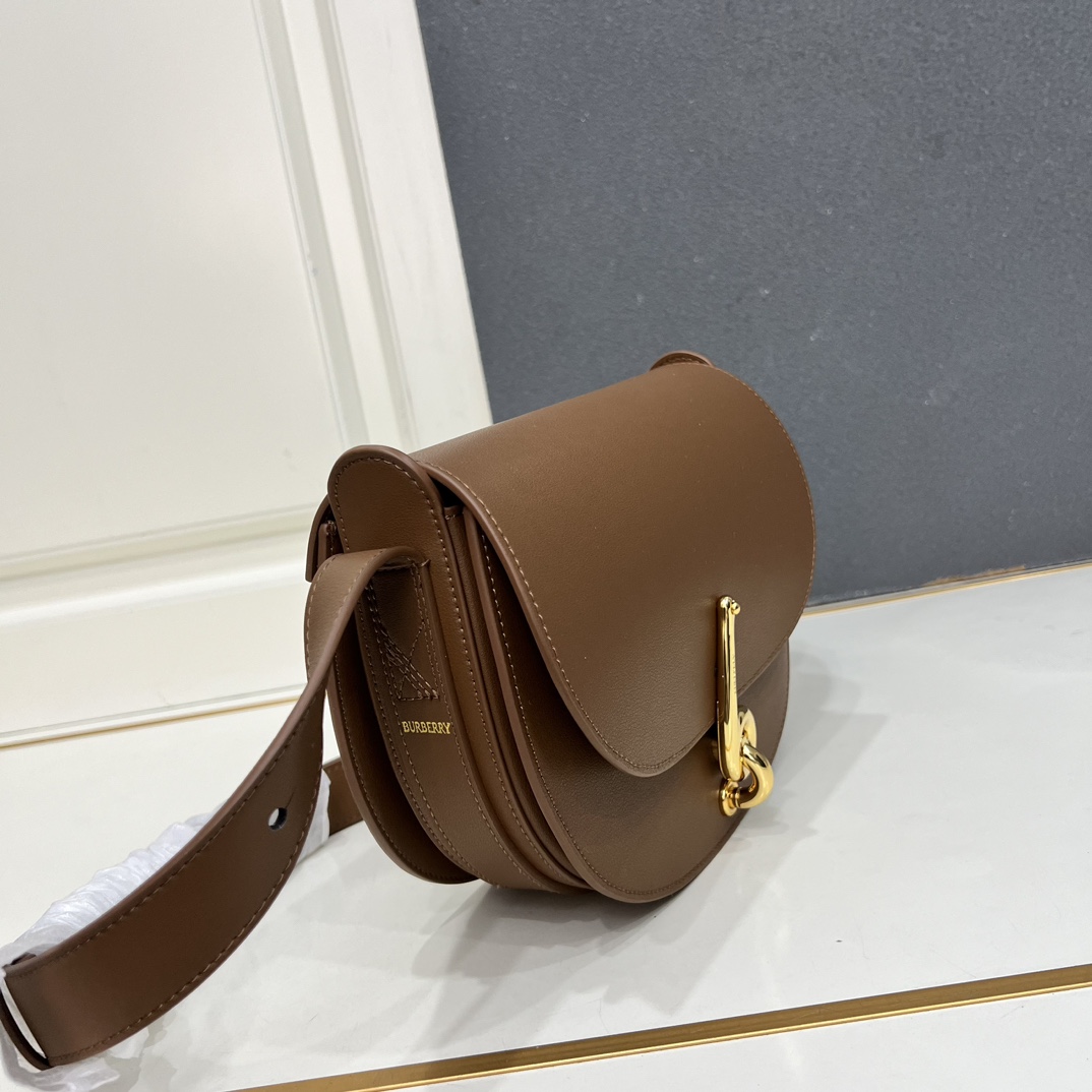 Cheap Burberry AAA+++ Crossbody Bags in 220137, $130 USD- [IB220137] - Replica Burberry AAA+++ Crossbody Bags