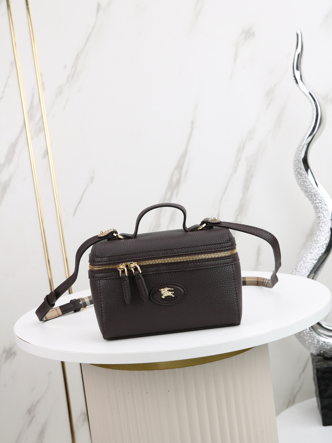 Cheap Burberry AAA+++ Crossbody Bags in 220138, $120 USD- [IB220138] - Replica Burberry AAA+++ Crossbody Bags