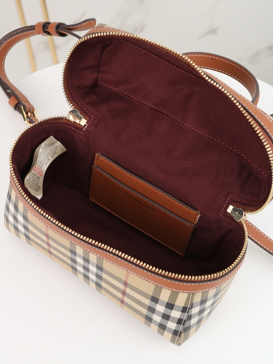 Cheap Burberry AAA+++ Crossbody Bags in 220139, $120 USD- [IB220139] - Replica Burberry AAA+++ Crossbody Bags