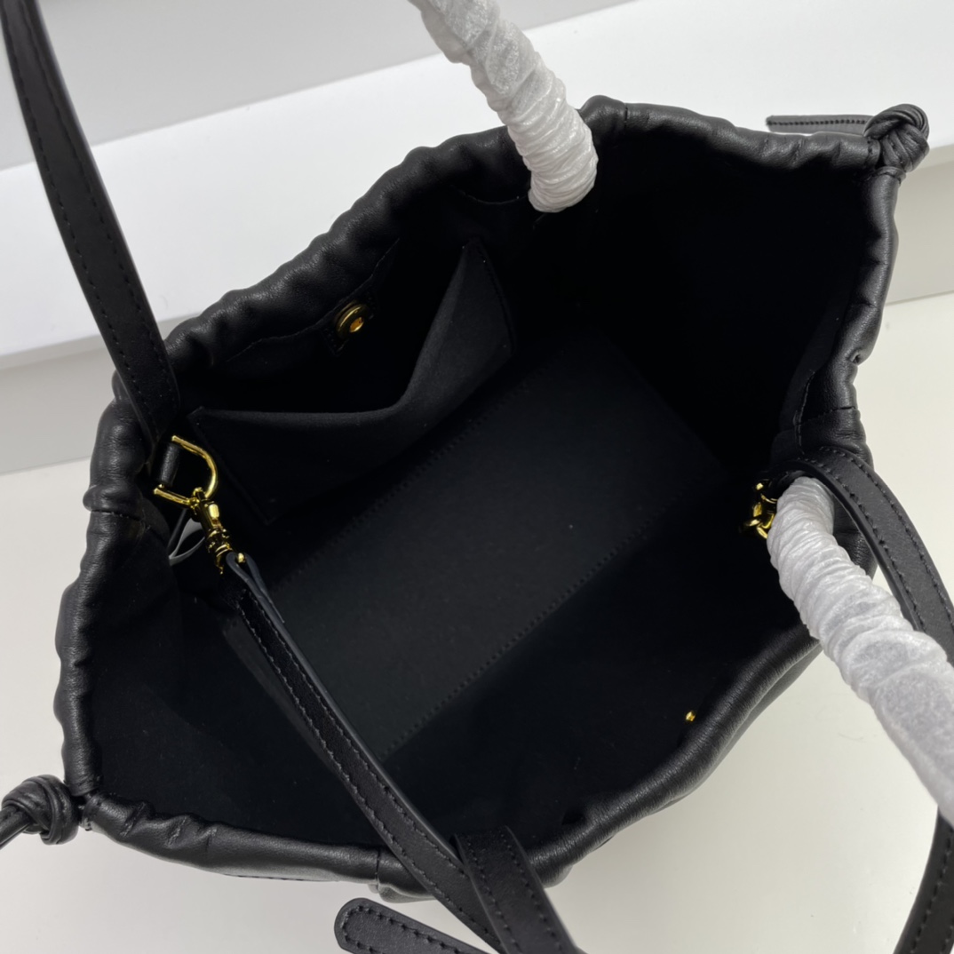 Cheap CELINE AAA Quality Handbags in 220143, $105 USD- [IB220143] - Replica CELINE AAA Quality Handbags