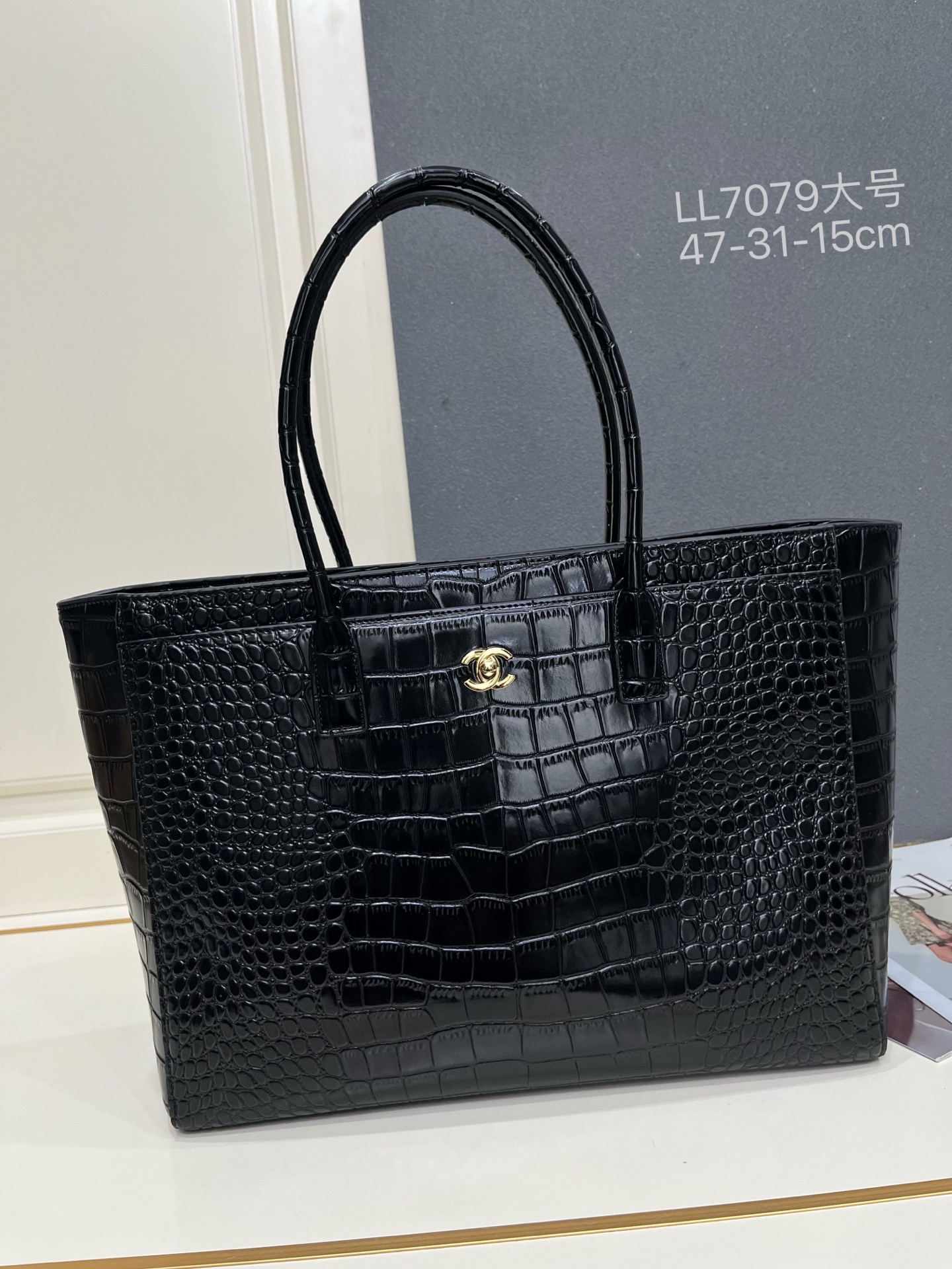 Cheap Chanel AAA quality Handbags in 220149, $130 USD- [IB220149] - Replica Chanel AAA quality Handbags