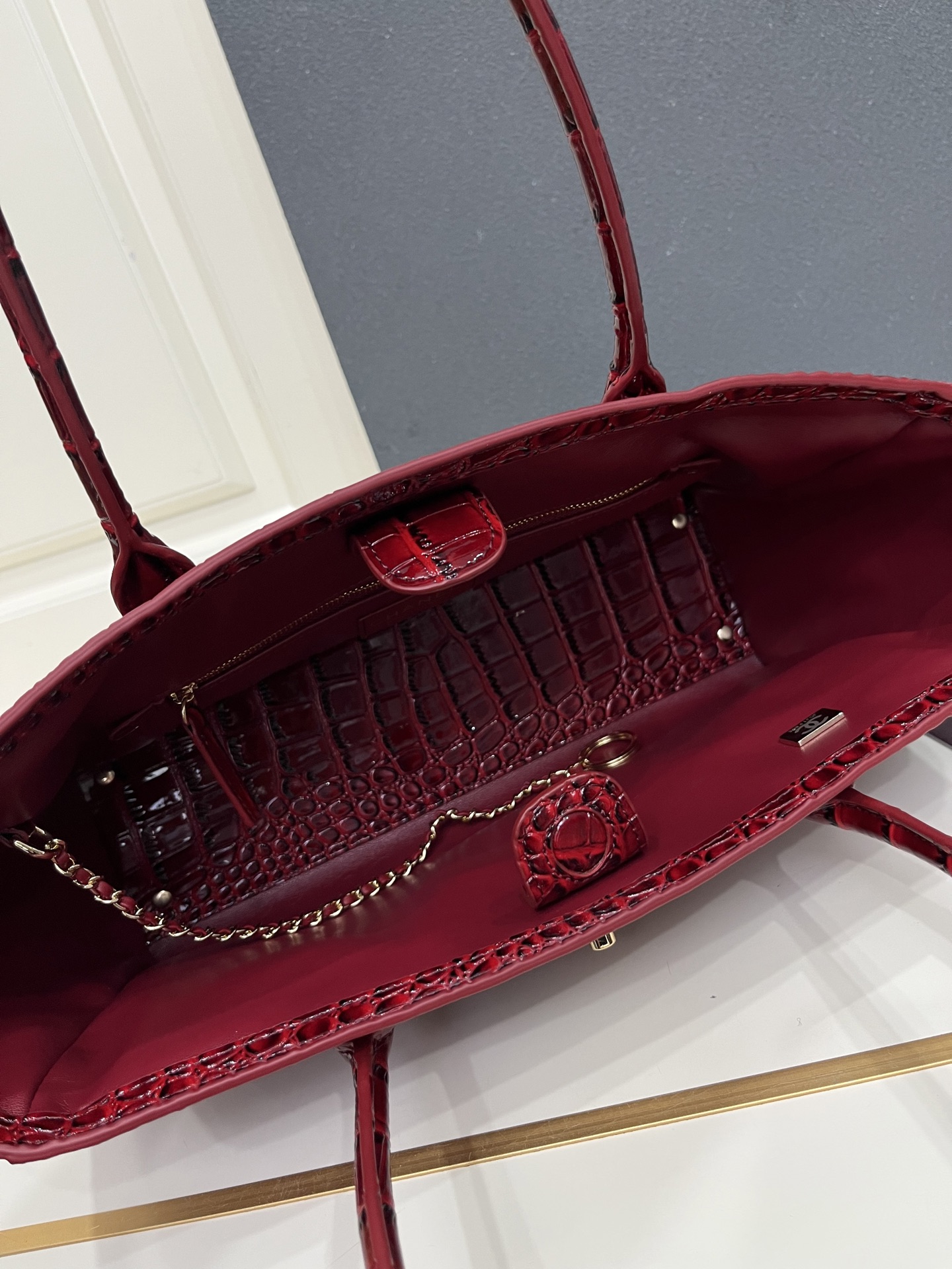 Cheap Chanel AAA quality Handbags in 220153, $125 USD- [IB220153] - Replica Chanel AAA quality Handbags
