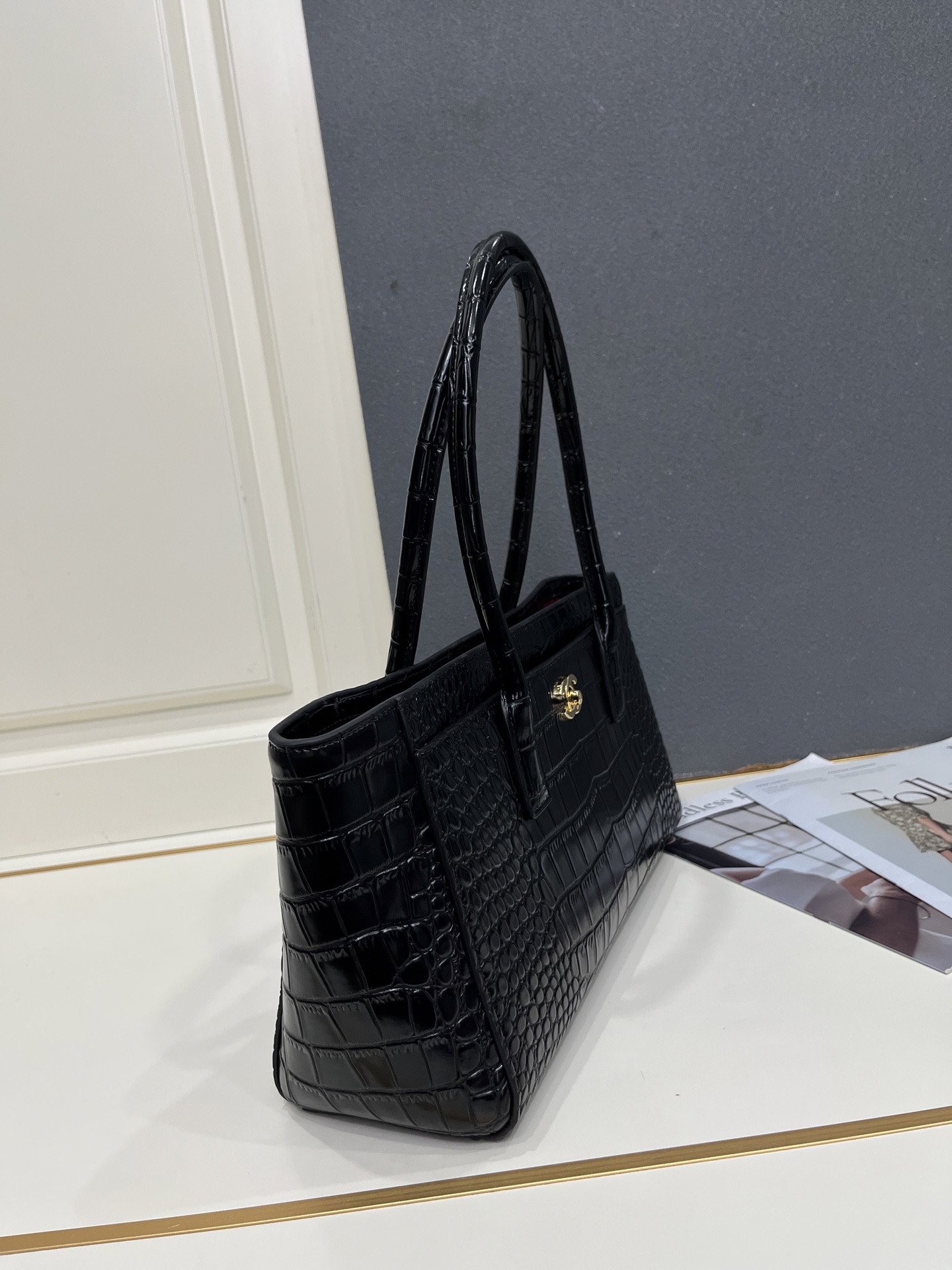 Cheap Chanel AAA quality Handbags in 220154, $125 USD- [IB220154] - Replica Chanel AAA quality Handbags