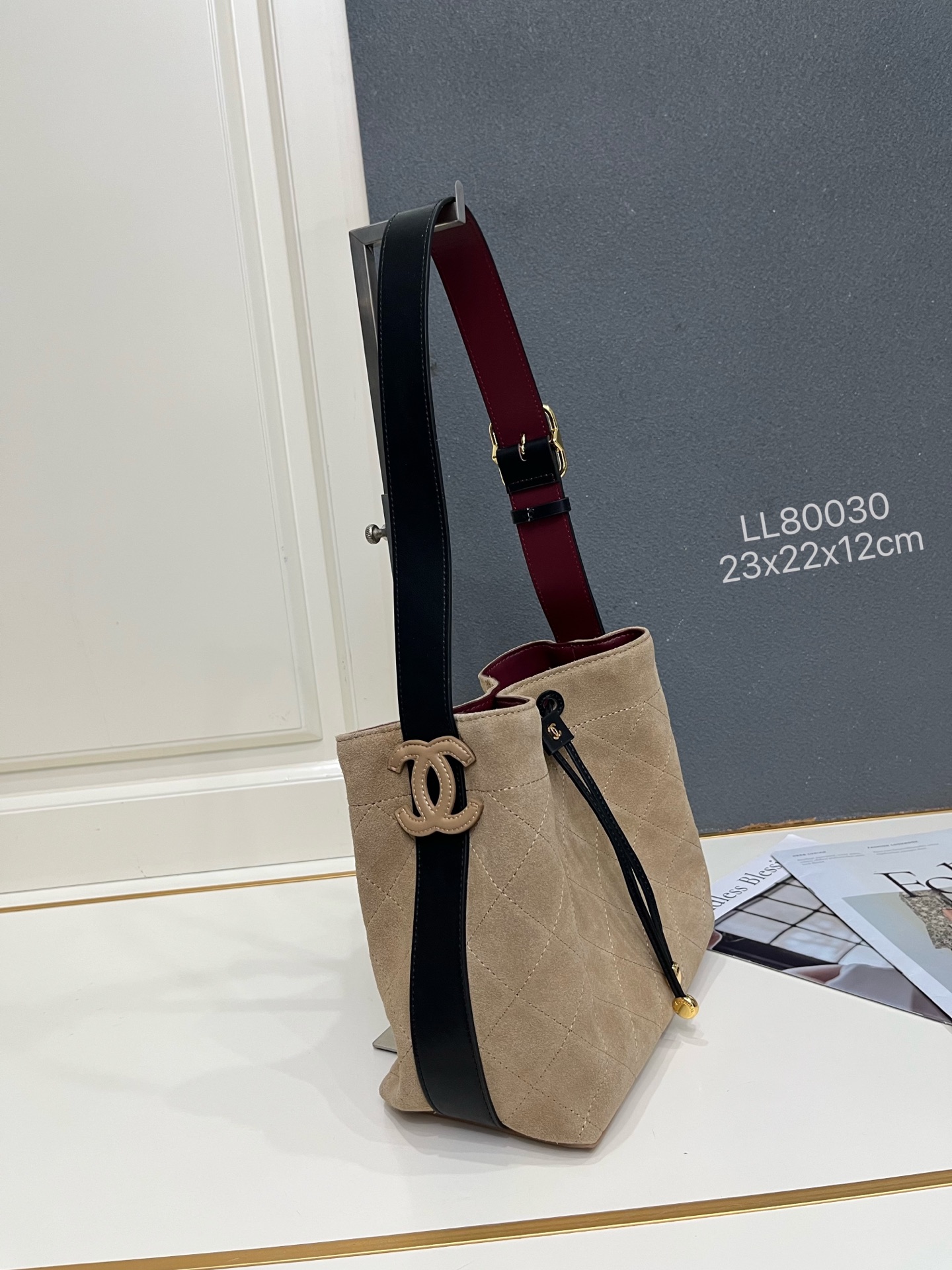 Cheap Chanel AAA quality Handbags in 220160, $125 USD- [IB220160] - Replica Chanel AAA quality Handbags