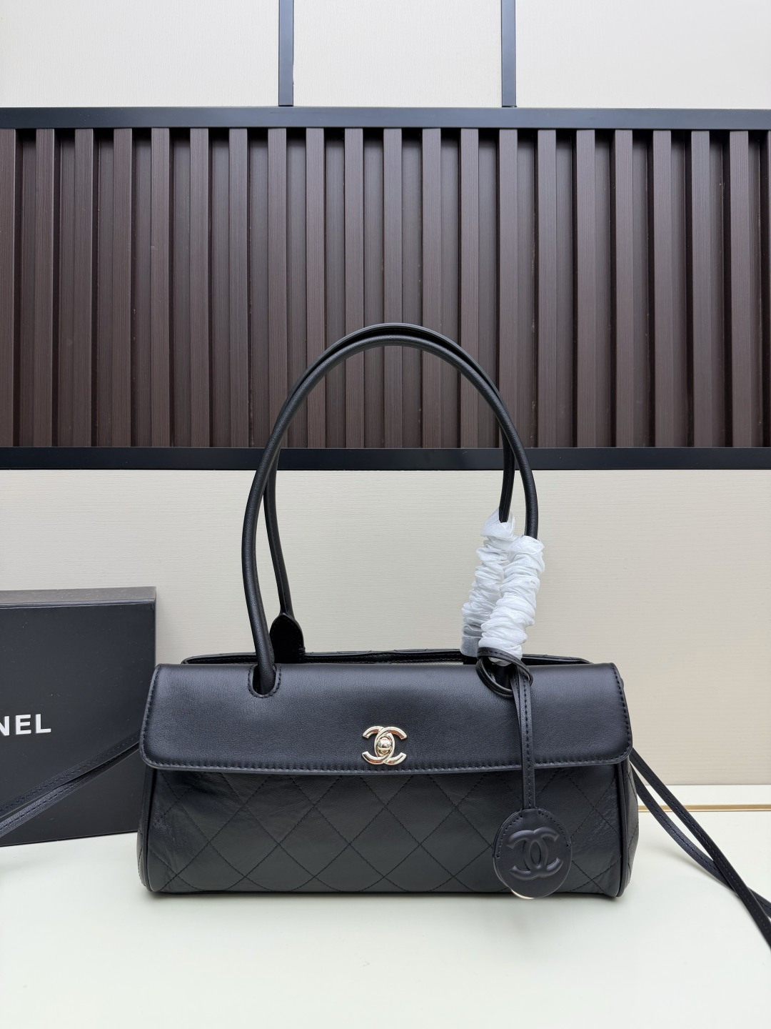Cheap Chanel AAA quality Handbags in 220164, $125 USD- [IB220164] - Replica Chanel AAA quality Handbags