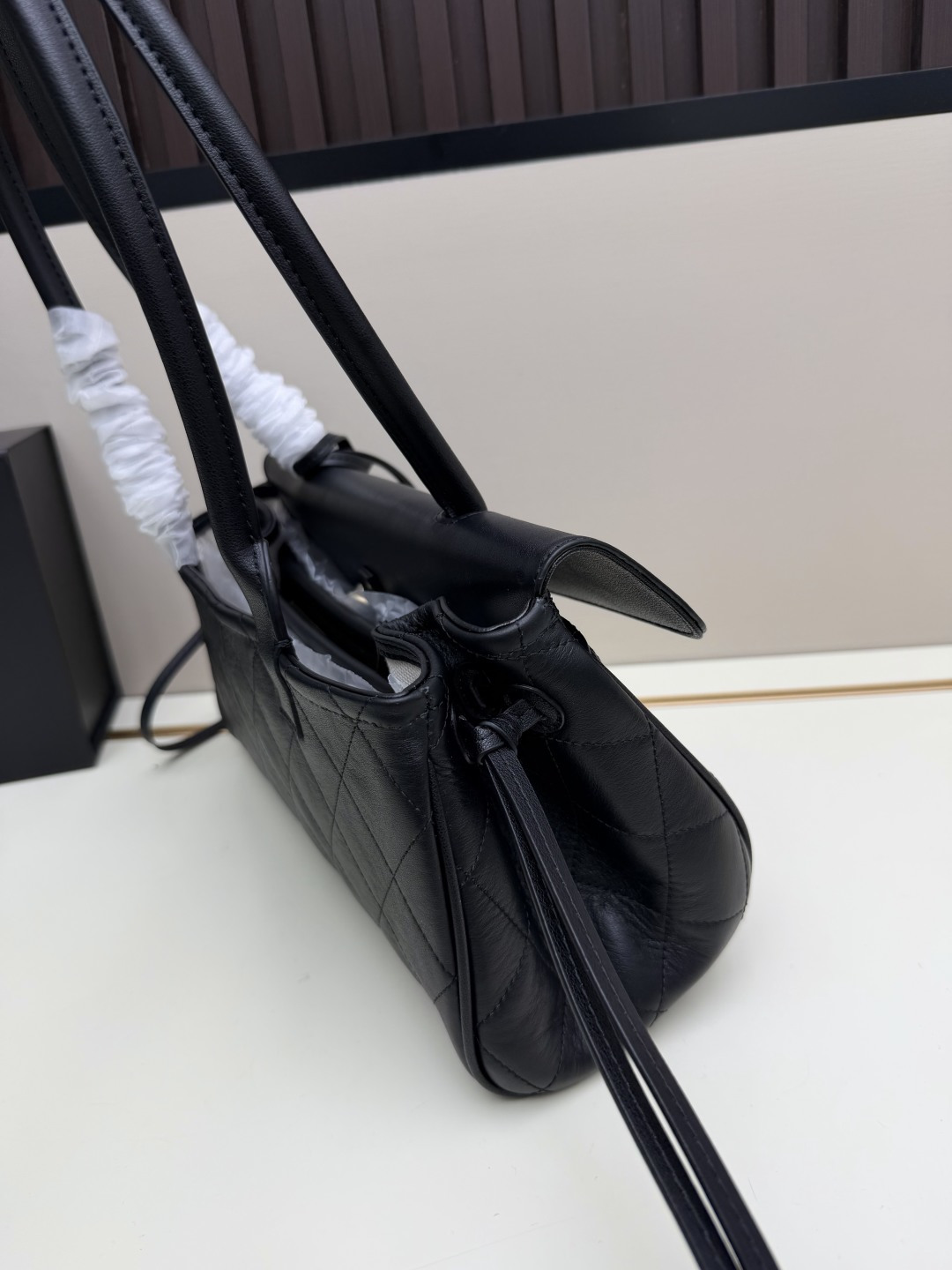 Cheap Chanel AAA quality Handbags in 220164, $125 USD- [IB220164] - Replica Chanel AAA quality Handbags