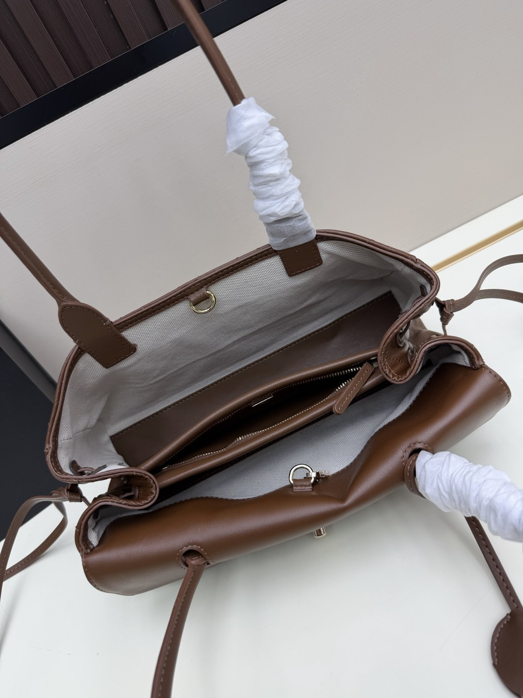 Cheap Chanel AAA quality Handbags in 220165, $125 USD- [IB220165] - Replica Chanel AAA quality Handbags