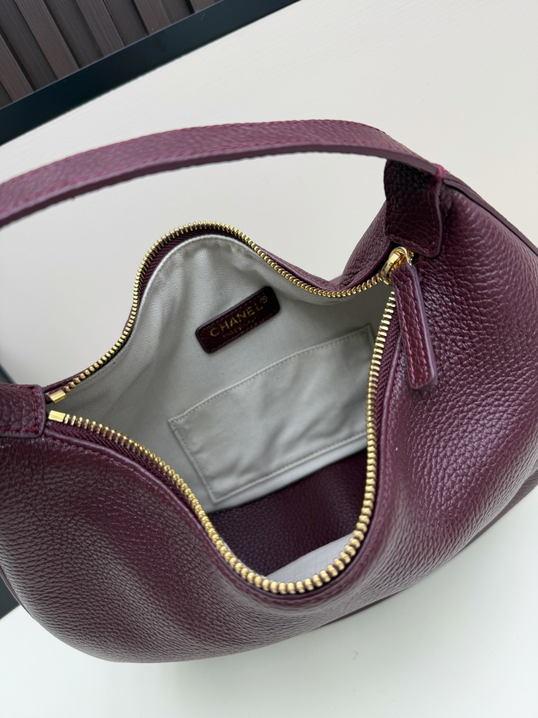 Cheap Chanel AAA quality Handbags in 220168, $100 USD- [IB220168] - Replica Chanel AAA quality Handbags