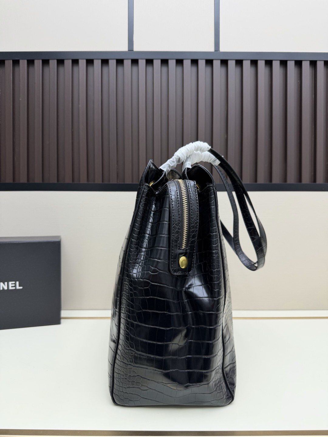 Cheap Chanel AAA quality Handbags in 220183, $100 USD- [IB220183] - Replica Chanel AAA quality Handbags