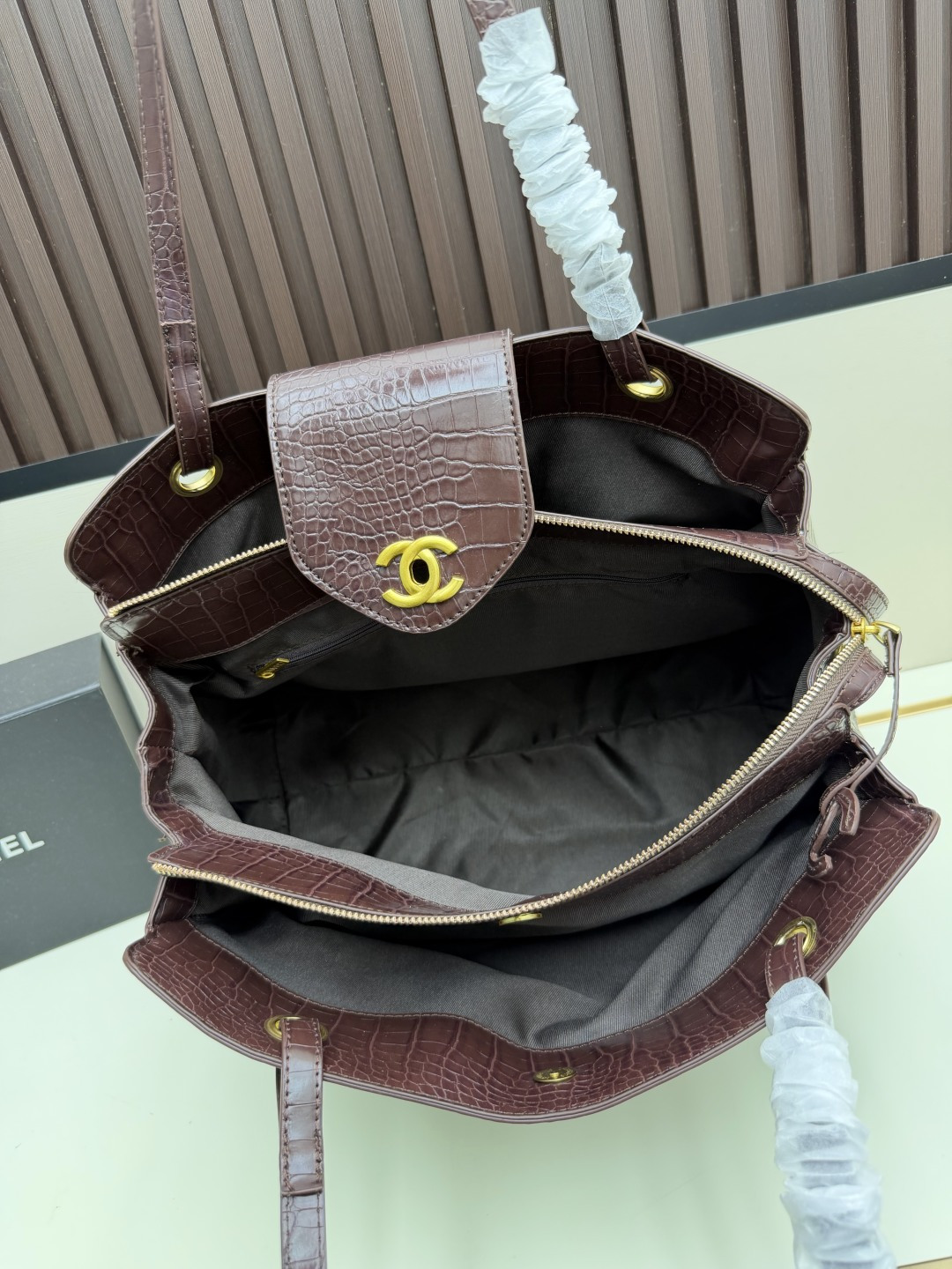 Cheap Chanel AAA quality Handbags in 220186, $100 USD- [IB220186] - Replica Chanel AAA quality Handbags