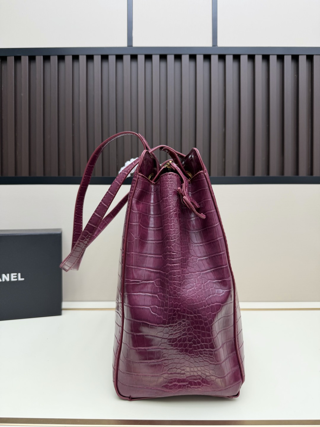 Cheap Chanel AAA quality Handbags in 220187, $100 USD- [IB220187] - Replica Chanel AAA quality Handbags