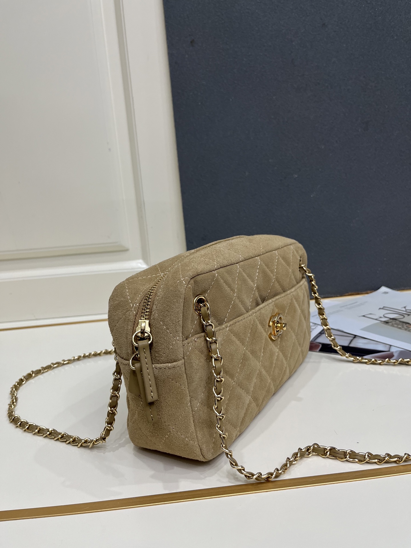 Cheap Chanel AAA quality Handbags in 220192, $105 USD- [IB220192] - Replica Chanel AAA quality Handbags